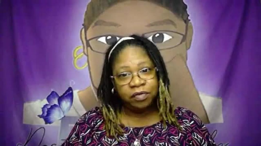 ⁣Positive Vibes Only Podcast - Staying positive during the Holidays