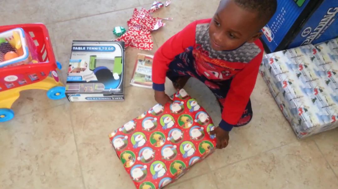 ⁣CHRISTMAS 2013 UNBOXING Thomas and Friends Toys & More