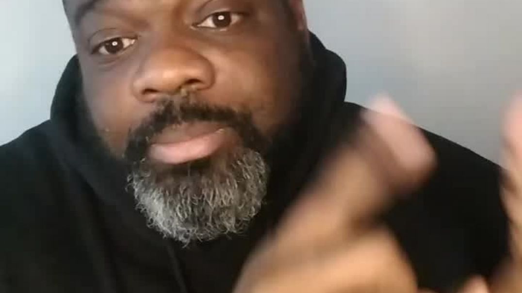 ⁣I'm Giving Away Free T-shirts