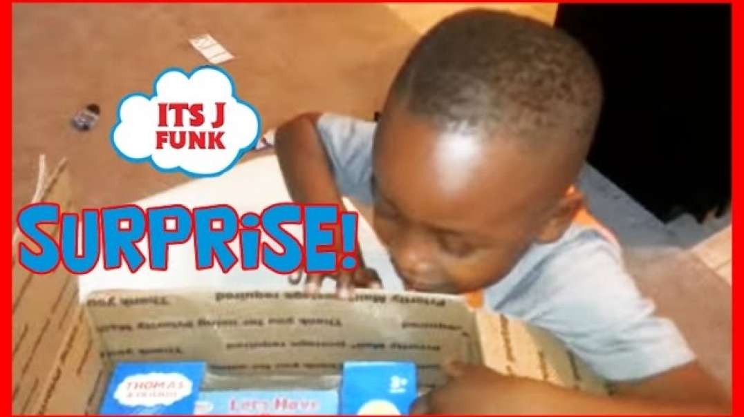 ⁣SURPRISE J-Funk Unboxing Thomas and Friends Mail from Grandma