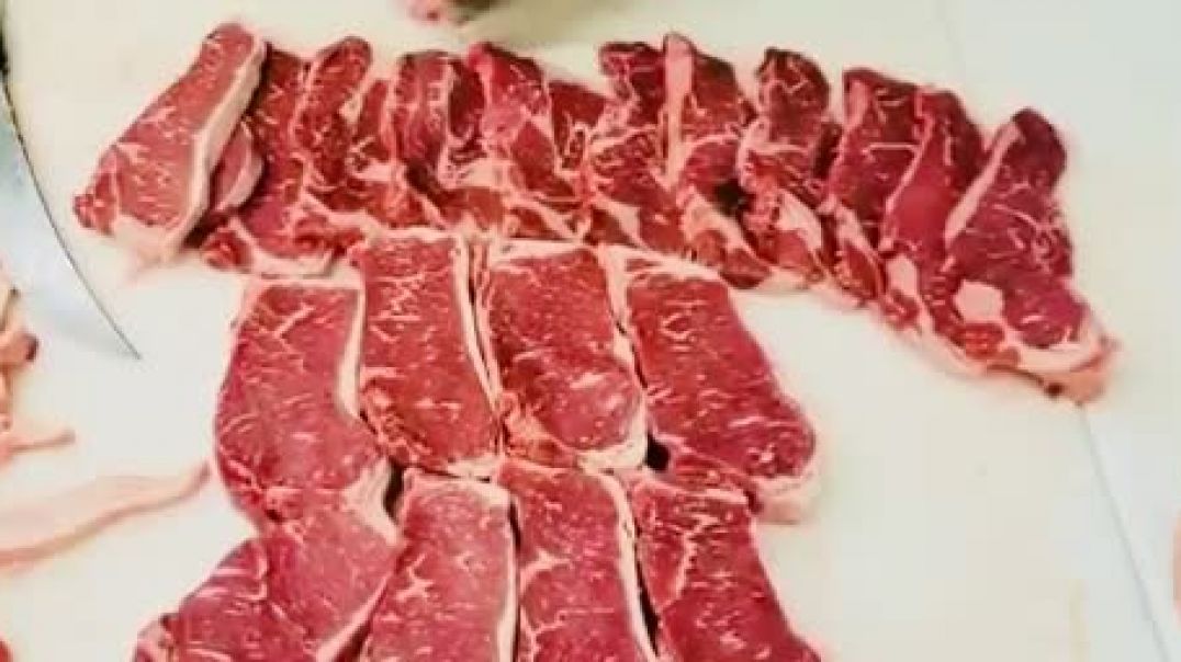 ⁣How to cut a whole beef New York strip into steaks