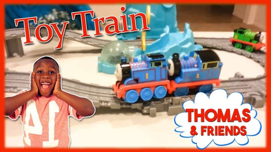 Thomas and Friends TAKE n PLAY TOY TRAINS Percy's PENGUIN Adventure World!!