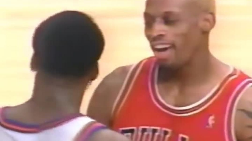 ⁣Rodman, Barkley and Zo all try Charles Oakley and get what way more of what they bargained for