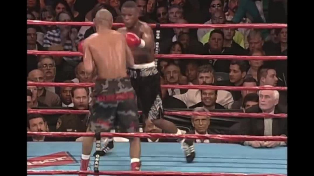 ⁣Floyd Mayweather vs Diego Corrales full Fight