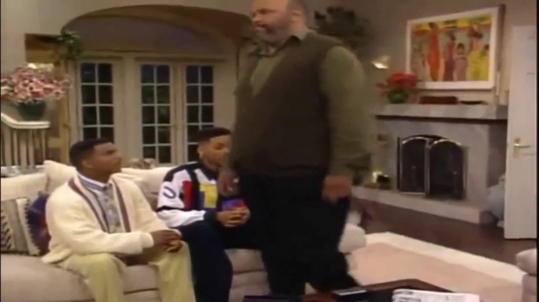 ⁣Do i look like a white guy named ward!!!!! Uncle Phil Gets Mad Scene