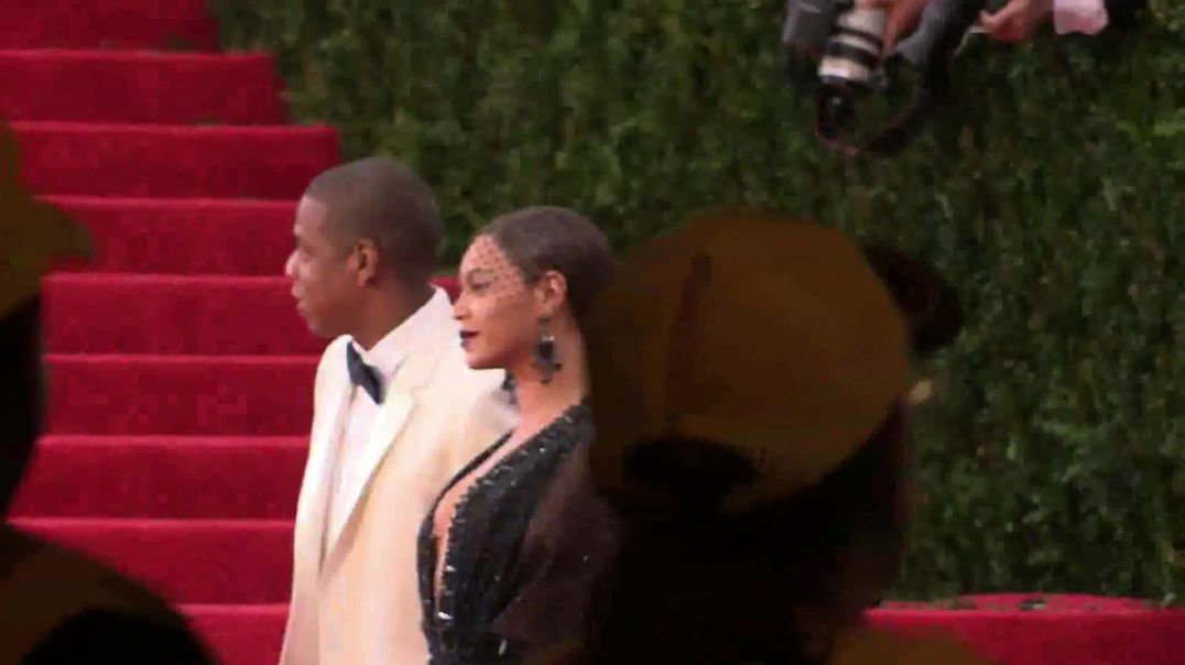 ⁣After FIGHT with SOLANGE Jay Z Surprises Beyonce with Diamond Ring Ny Met Ball Gala