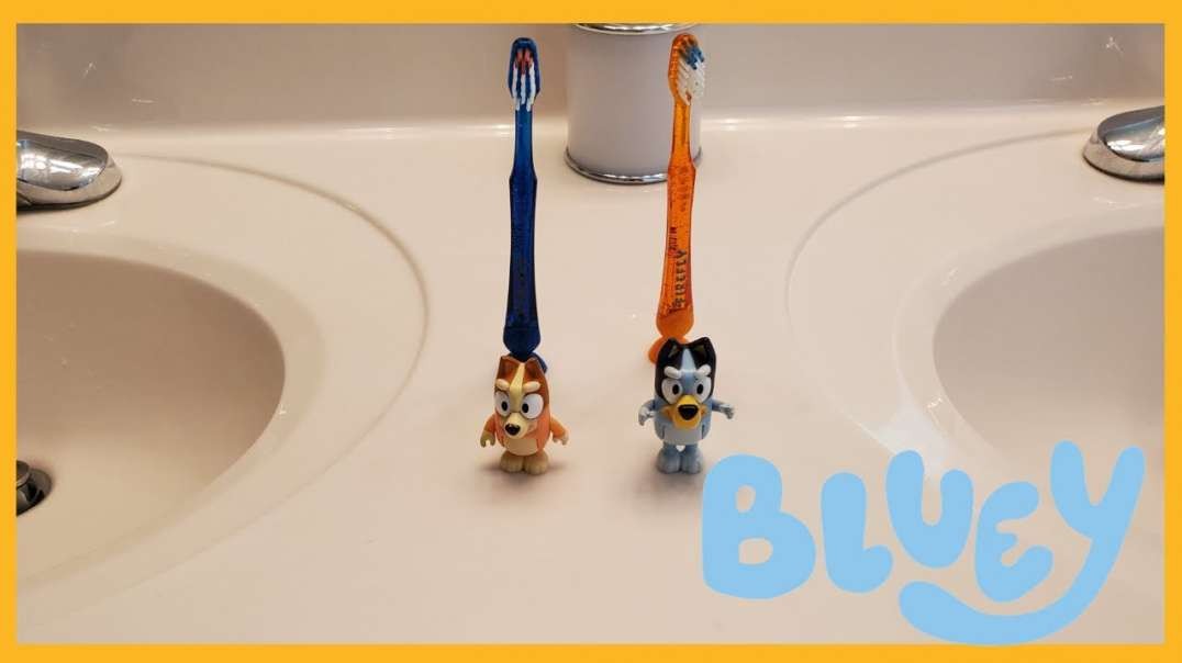 ⁣Bluey and Bingo learn to brush teeth with light up toothbrushes
