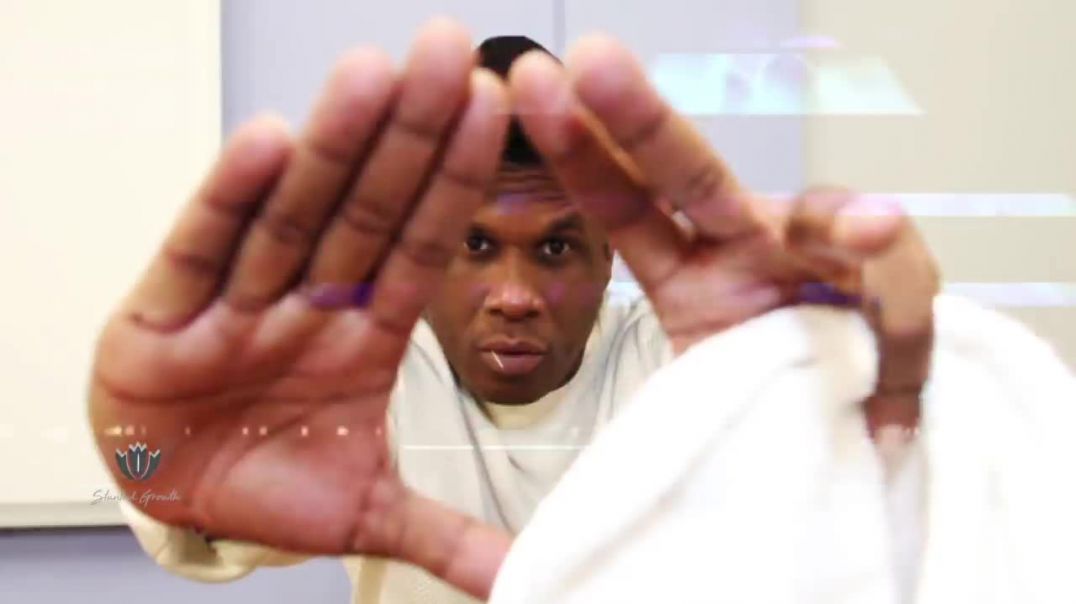⁣N__GA WHAT ARE YOU SCARED OF! Jay Electronica Stunted Growth Story