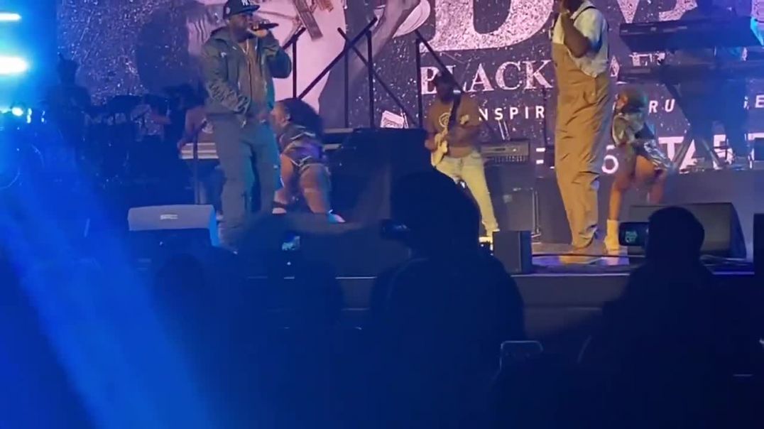 ⁣50 CENT “MANY MEN” & “I’M THE MAN” LIVE AT BMF PREMIERE CRAZY PERFORMANCE!!!