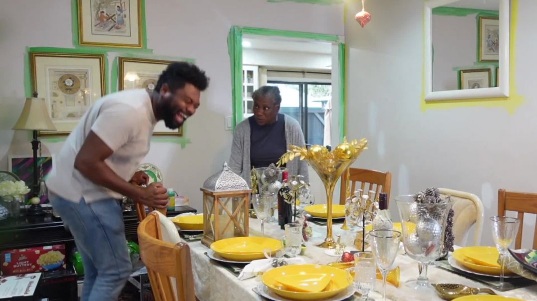 ⁣PAINTING MY JAMAICAN MOMS WHOLE HOUSE GREEN AND YELLOW *SHE SNAPS* Daddy Dlo TV