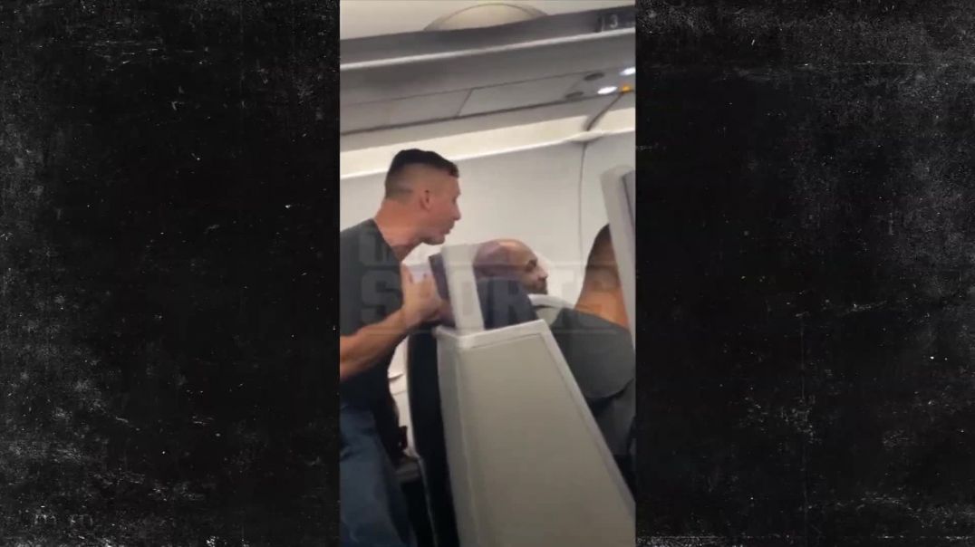 ⁣Mike Tyson Repeatedly Punches Man In Face On Plane, Bloodies Passenger: TMZ Sports