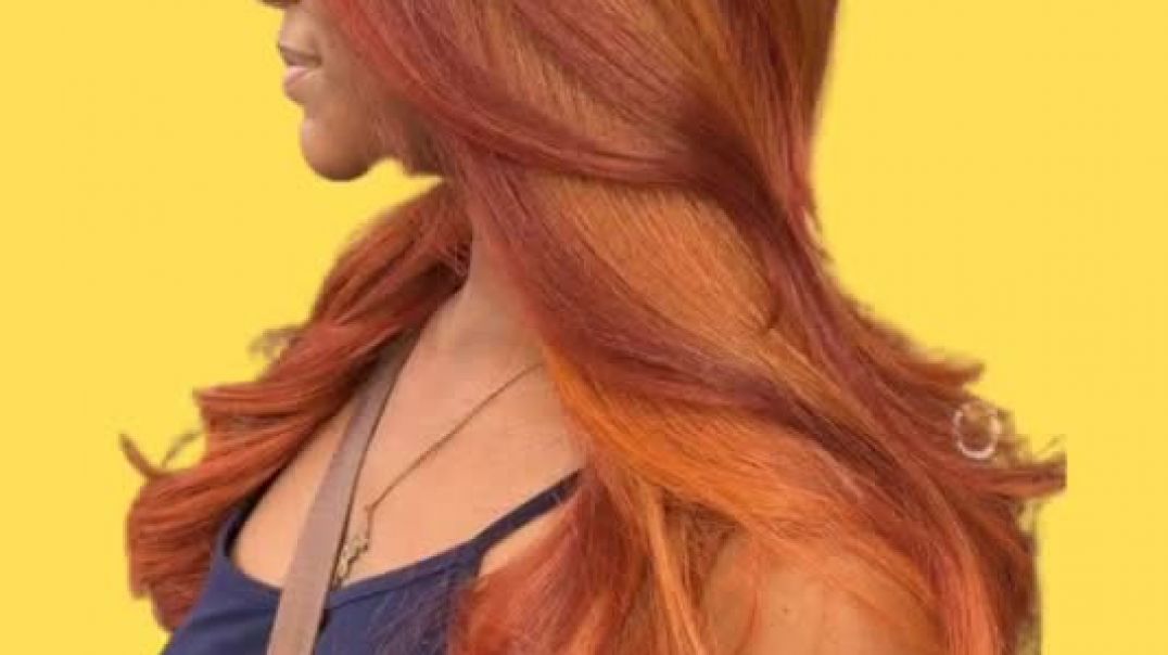 ⁣Female colorful hair 🤓😁