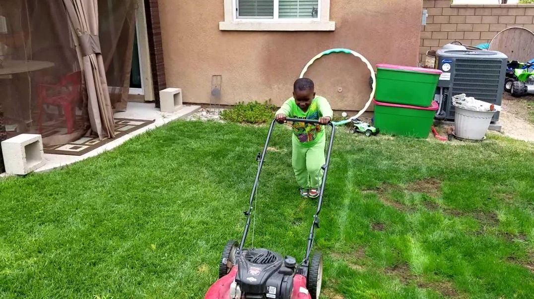 Dad Lets 6 Year Old son J Funk Mow the Lawn