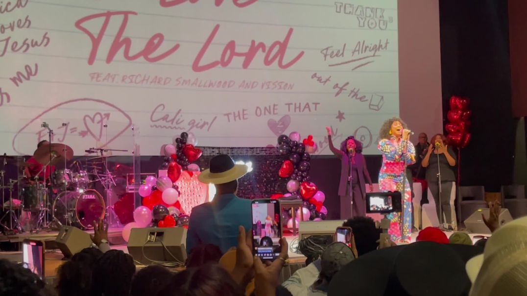 ⁣Erica Campbell Singing I Love the Lord Live