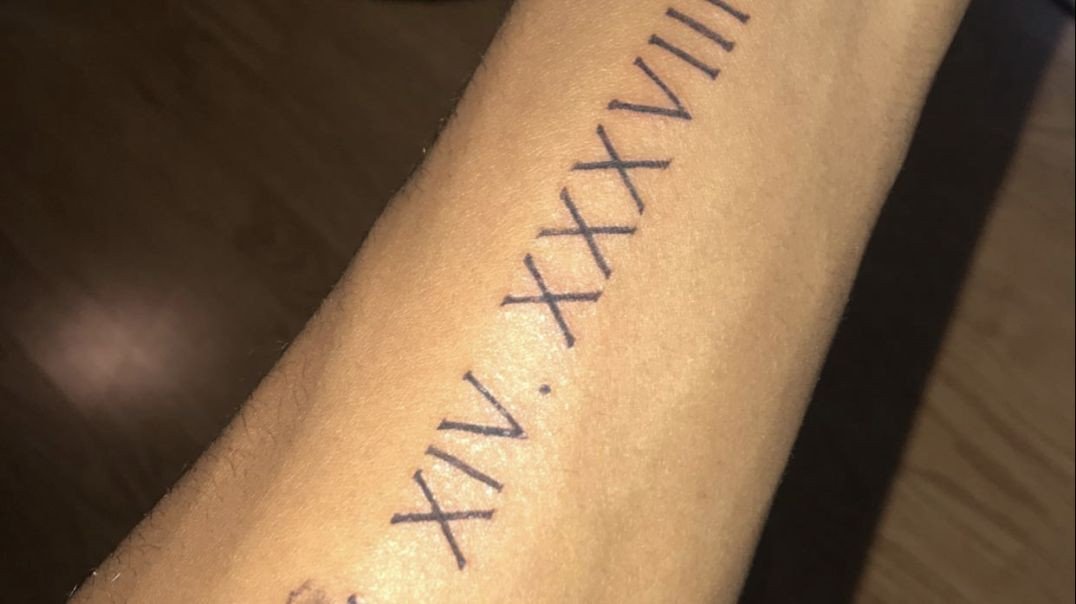 ⁣I GOT MY FIRST TATTOO VLOG !