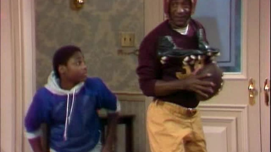 ⁣The Cosby Show: S01xE11: Knight to night