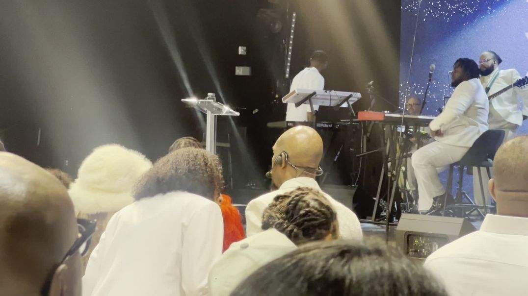 ⁣Alex & Mike on Keys Revelation Church New Years Eve 2023 Crossover Service