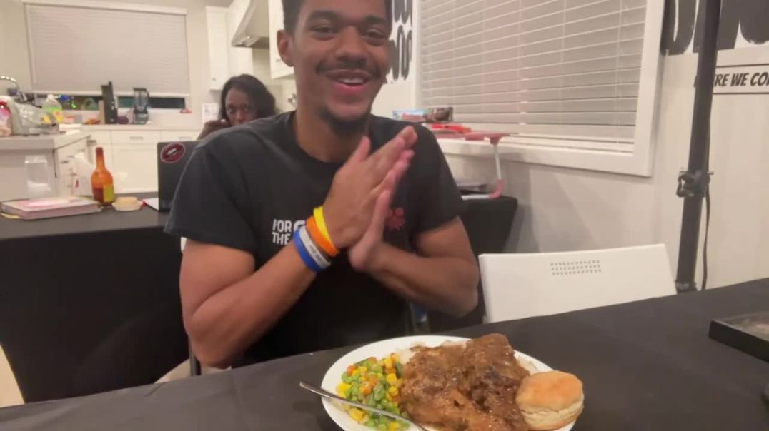 ⁣K Dizzy Reacts : SoInLove's Chicken & Rice COMBO  *SCRUMPTIOUS* 😋