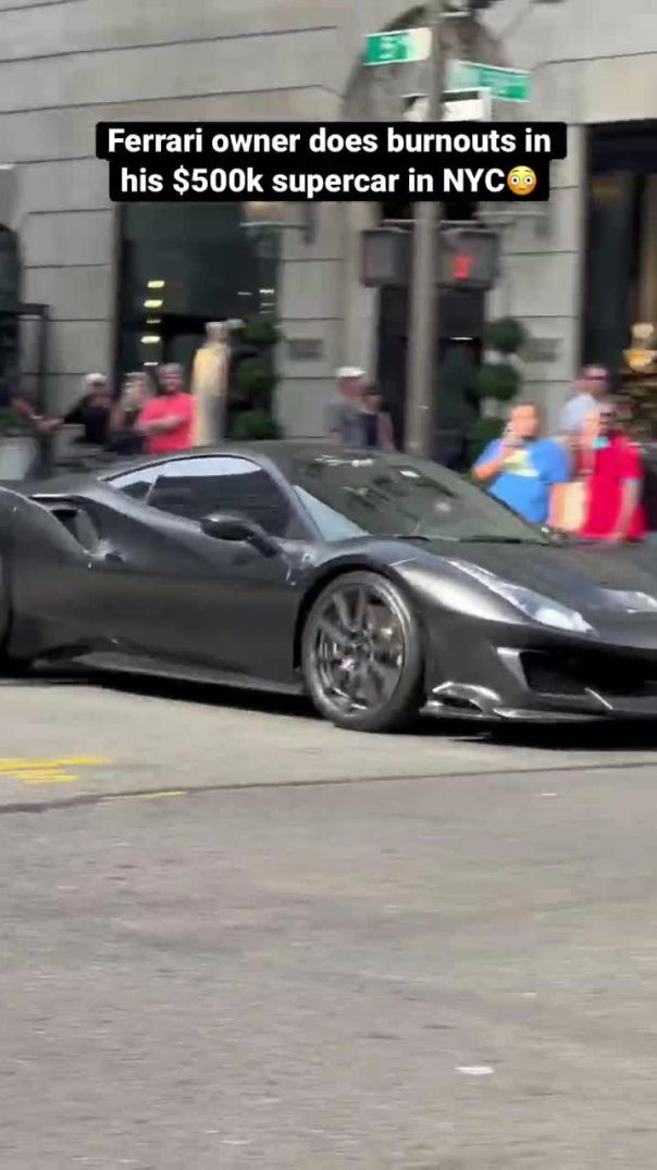 Ferrari owner does burnouts in his $500k supercar in NYC😳