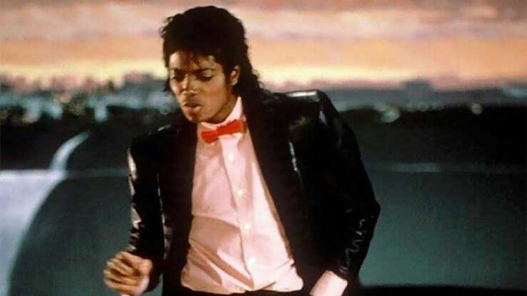 ⁣Michael Jackson - Billie Jean (Official Video)
