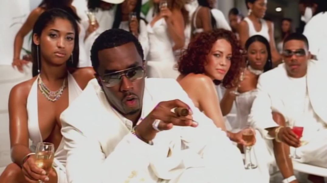 ⁣P. Diddy [feat. Nelly & Murphy Lee] - Shake Ya Tailfeather (Official Music Video HD)
