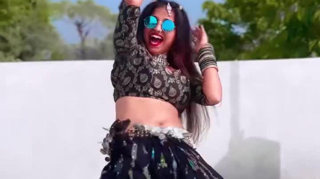 ⁣New hot bhojpuri dance