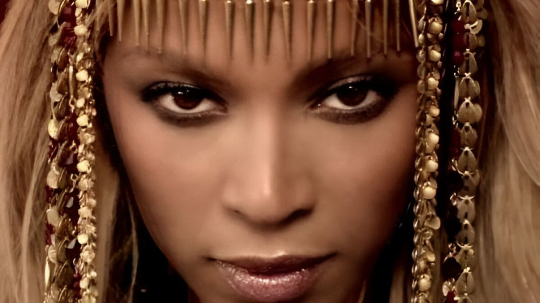 Beyoncé - Run the World (Girls) (Official HD Music Video)
