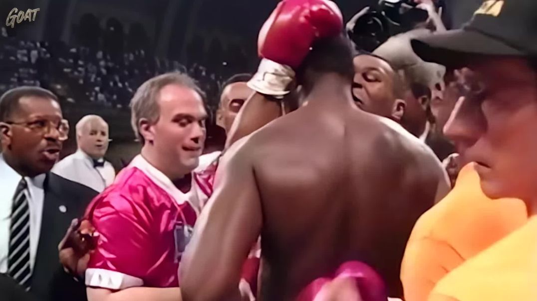 ⁣He BULLIED Mike Tyson In School, THEN They MET in the RING!