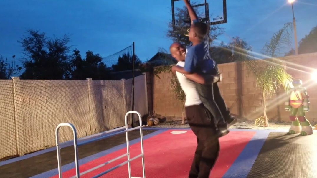 ⁣Father vs Son Shooting Contest (OG VIDEO)