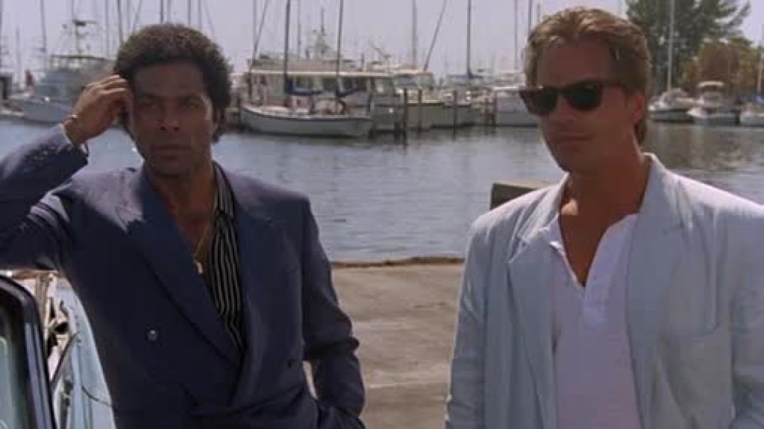 ⁣Miami Vice: S01xE21: Nobody Lives Forever