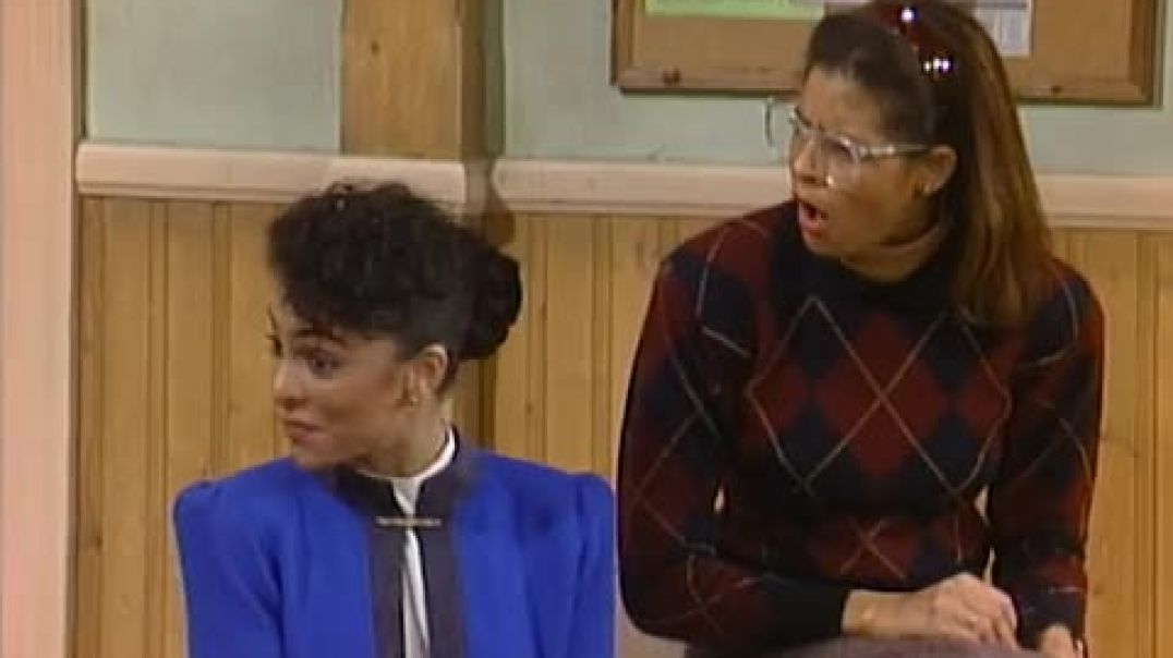 ⁣A Different World: S01xE13: The Prime of Miss Lettie Bostic