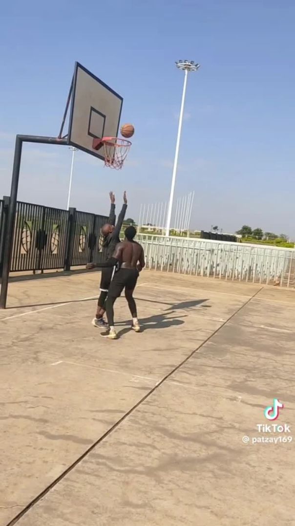 When basketball players can't shoot good they suck at 🏀