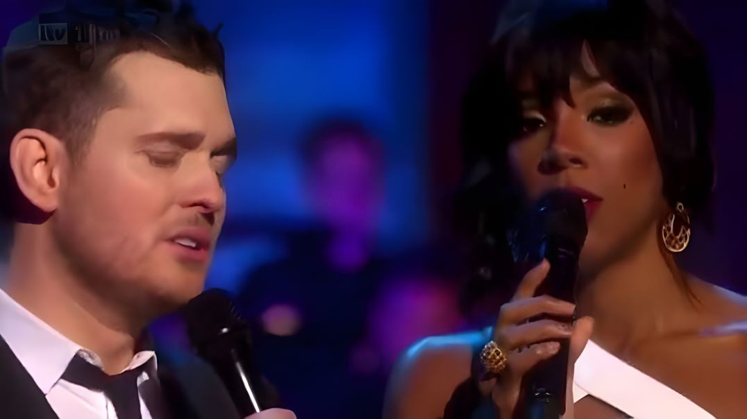 ⁣Michael Bublé & Kelly Rowland - White Christmas