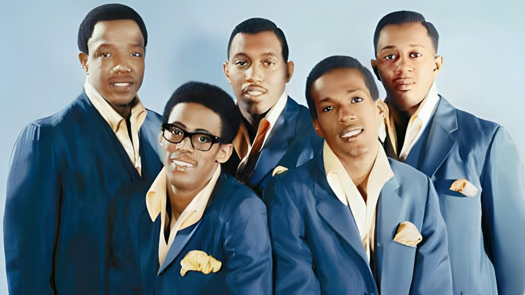 ⁣The Temptations - Silent Night