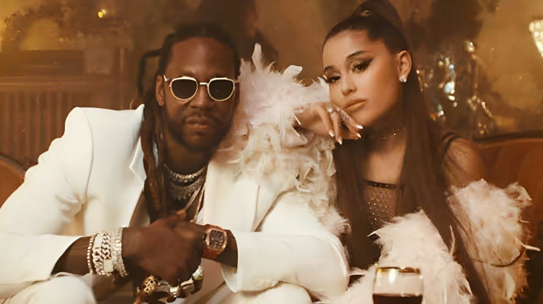 ⁣2 Chainz - Rule The World ft Ariana Grande