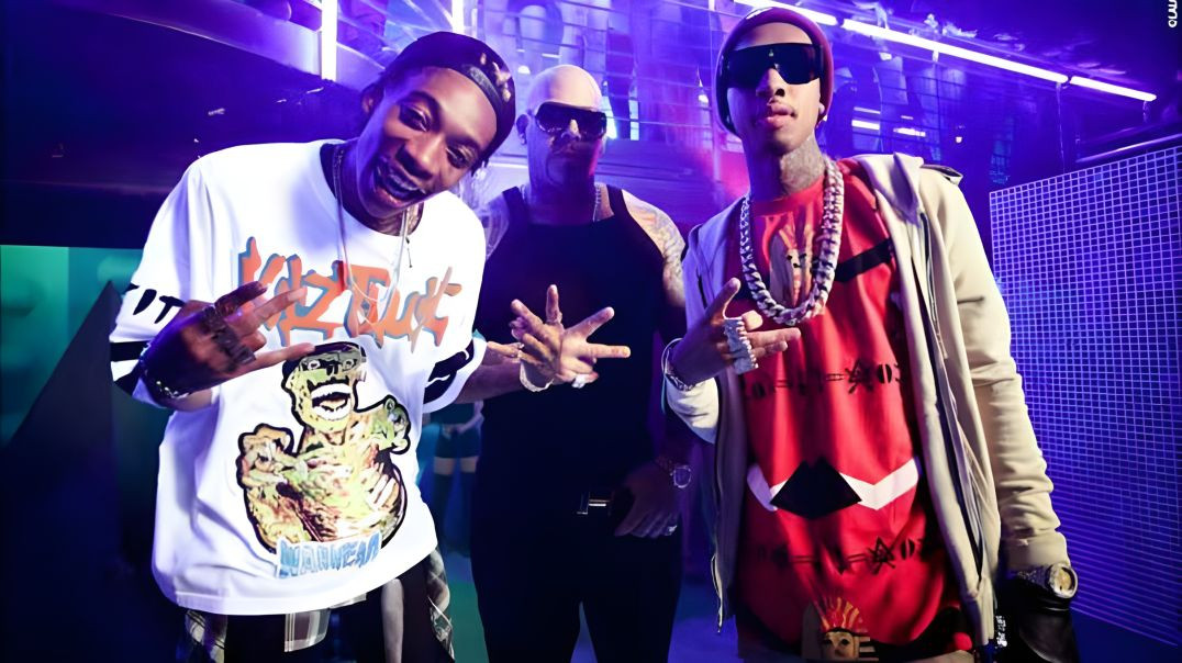 ⁣Mally Mall ft Wiz Khalifa, Tyga, Fresh - Drop Bands