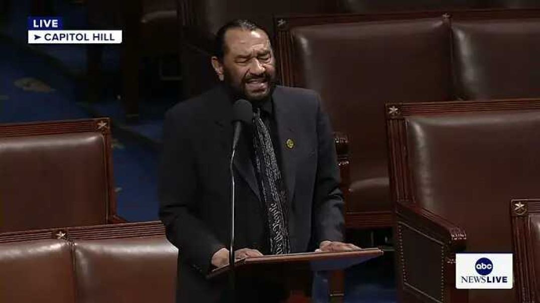 ⁣Rep. Al Green speaks on the House floor after being censured for disrupting Pres. Trump