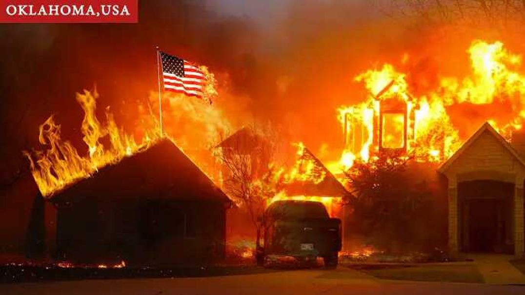 ⁣Another Wildfire Engulfs the USA! Homes and Cars Reduced to Ashes in Oklahoma & Thousands Escape