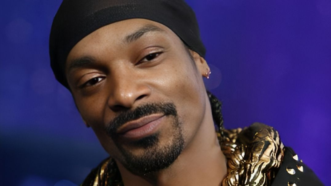 ⁣Snoop Dogg - Drop It Like It's Hot feat. Pharrell