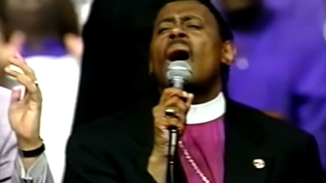 ⁣Bishop Paul Morton - Bow Down