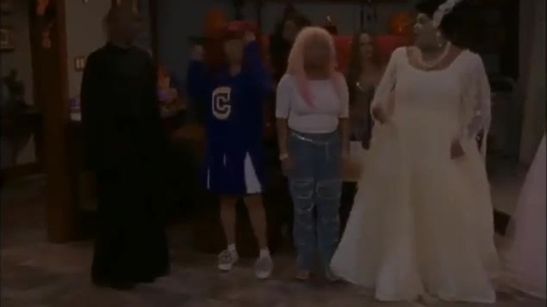 ⁣The Parkers: S02xE07: Scary Kim