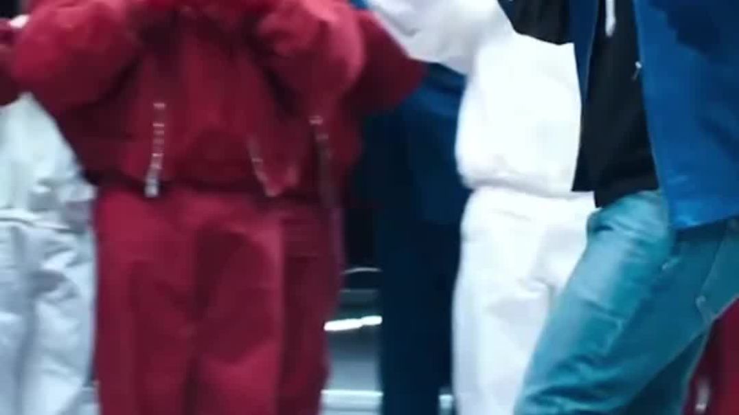⁣When Kendrick does this to Drake 👿😈
