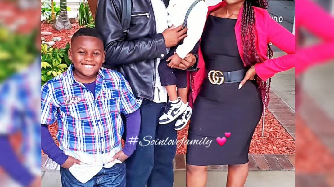 ⁣So in Love Family pic