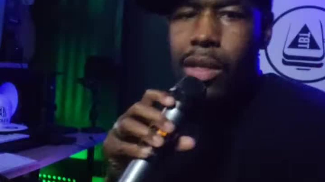 ⁣DJ TBT Music on live