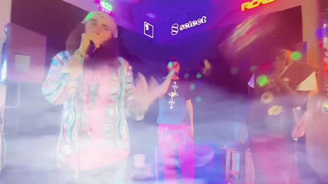 🦉 🌦️ dejavu live @ just breathe