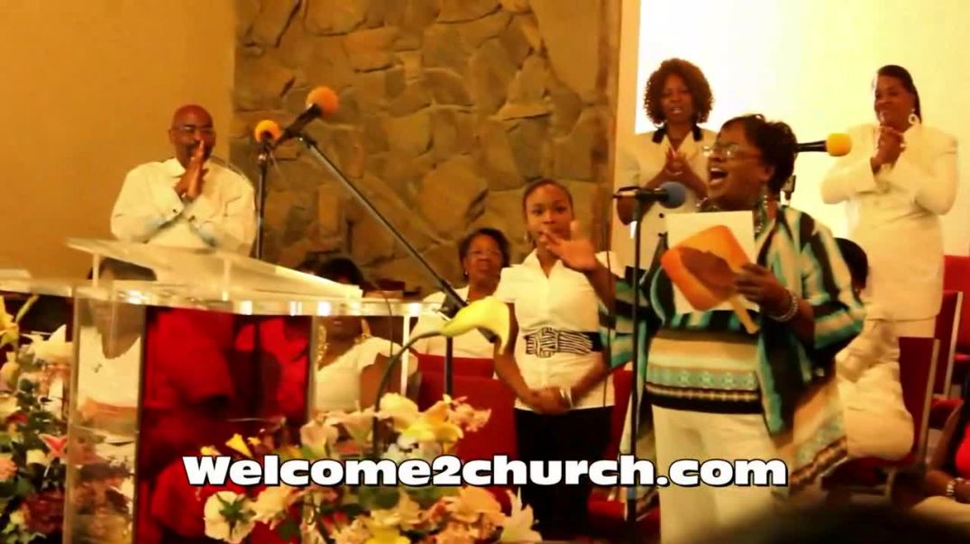 ⁣Dangerus Diva's mom Rachel Sings Great Is Thy Faithfulness