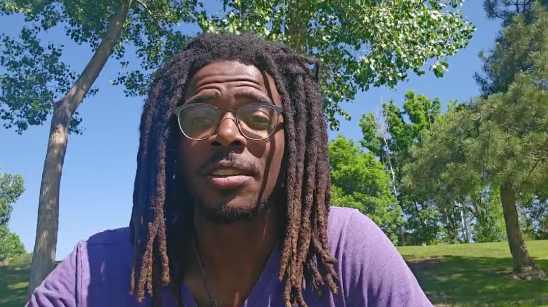 ⁣Yall Take Dating Advice From The Worst People😂