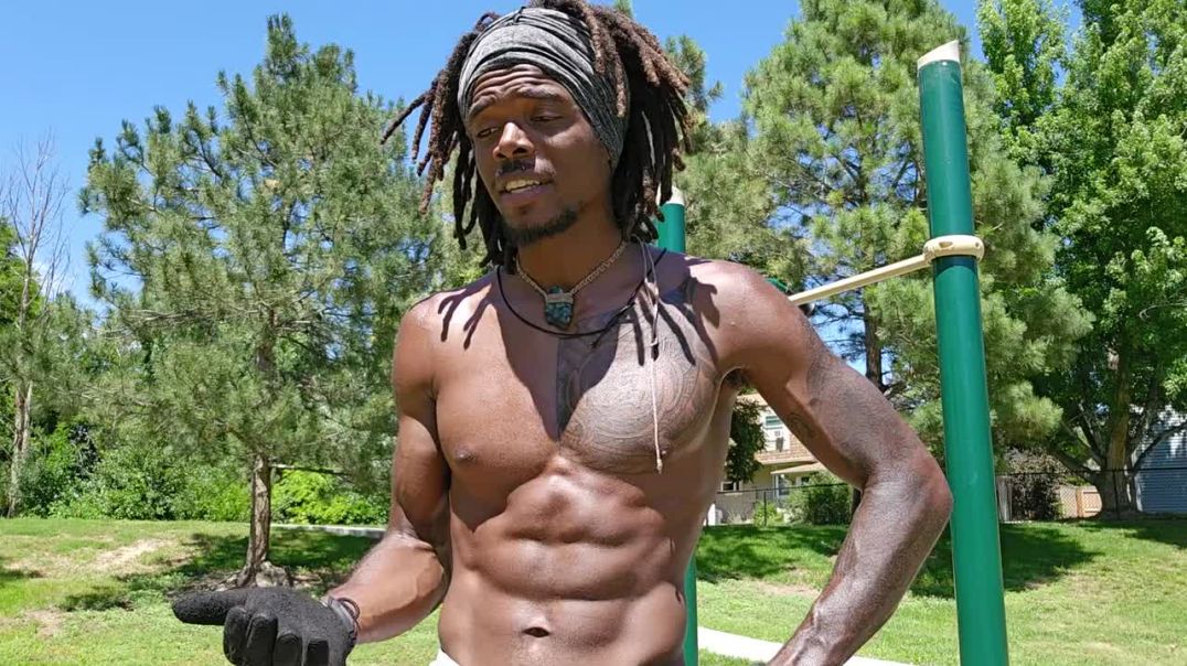 ⁣Muscle-Up Tips & Advice Calisthenics 🟡