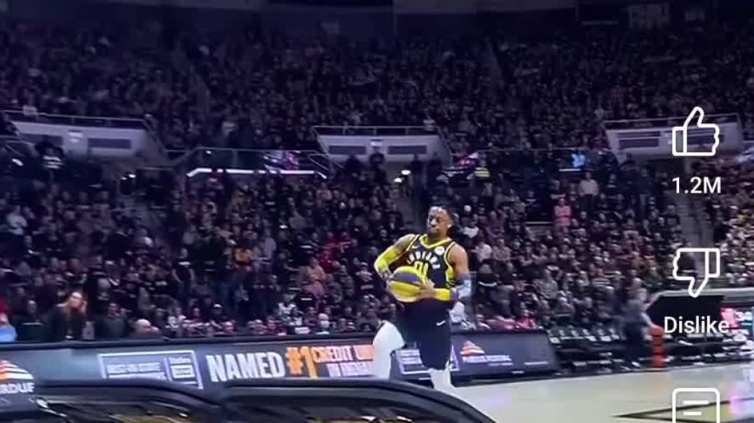 ⁣NBA players doing a dunk challenge 🏀🔥🔥 part 1