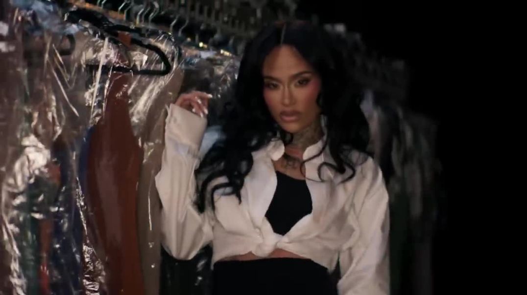 ⁣Kehlani - Folded